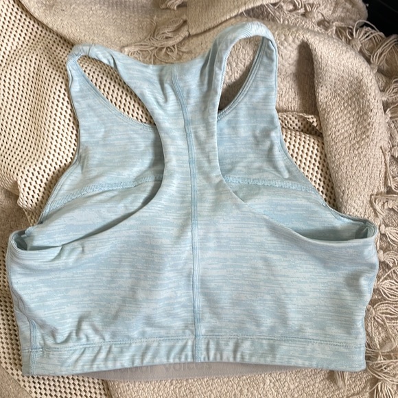 Outdoor Voices TechSweat Crop Top size M in Glacier - Picture 2 of 3
